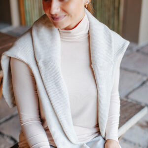 Bordeaux Turtle Neck - Bone